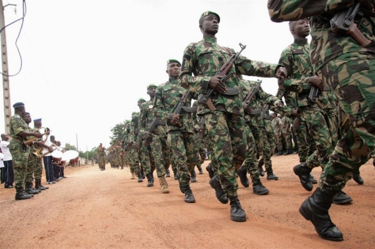 Côte d`Ivoire: combats à 40 km de la capitale Yamoussoukro
